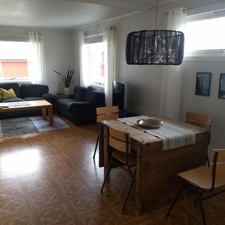 43 Oscarsgate Apartment Vadso Bagian luar foto