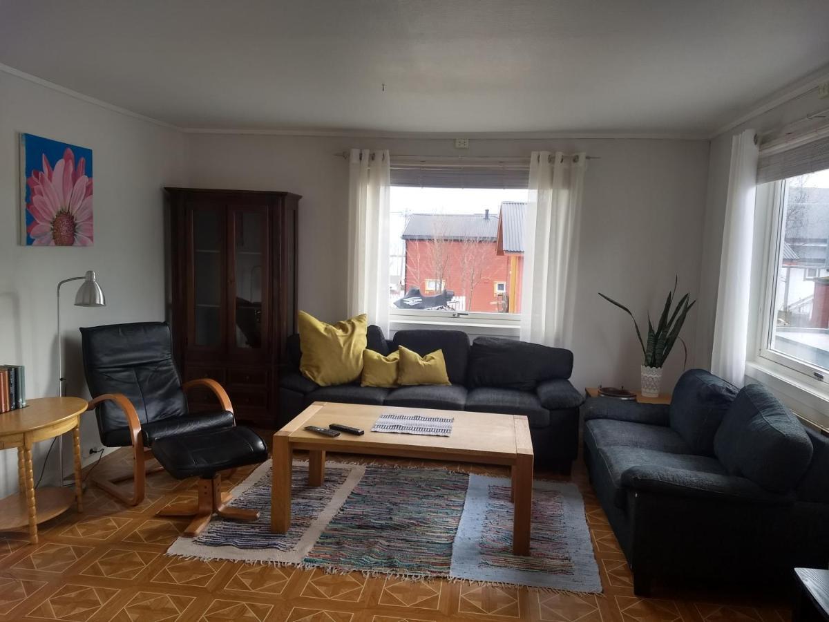 43 Oscarsgate Apartment Vadso Bagian luar foto